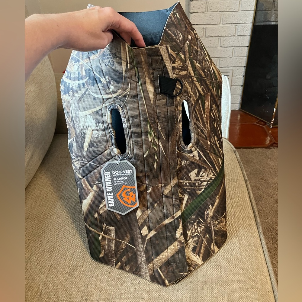 Camo real tree game winner dog vest